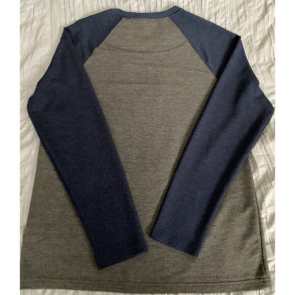 Orvis Sz Med Classic Collection Ragland Sleeve Gray/Blue Logo Pullover - Picture 5 of 8